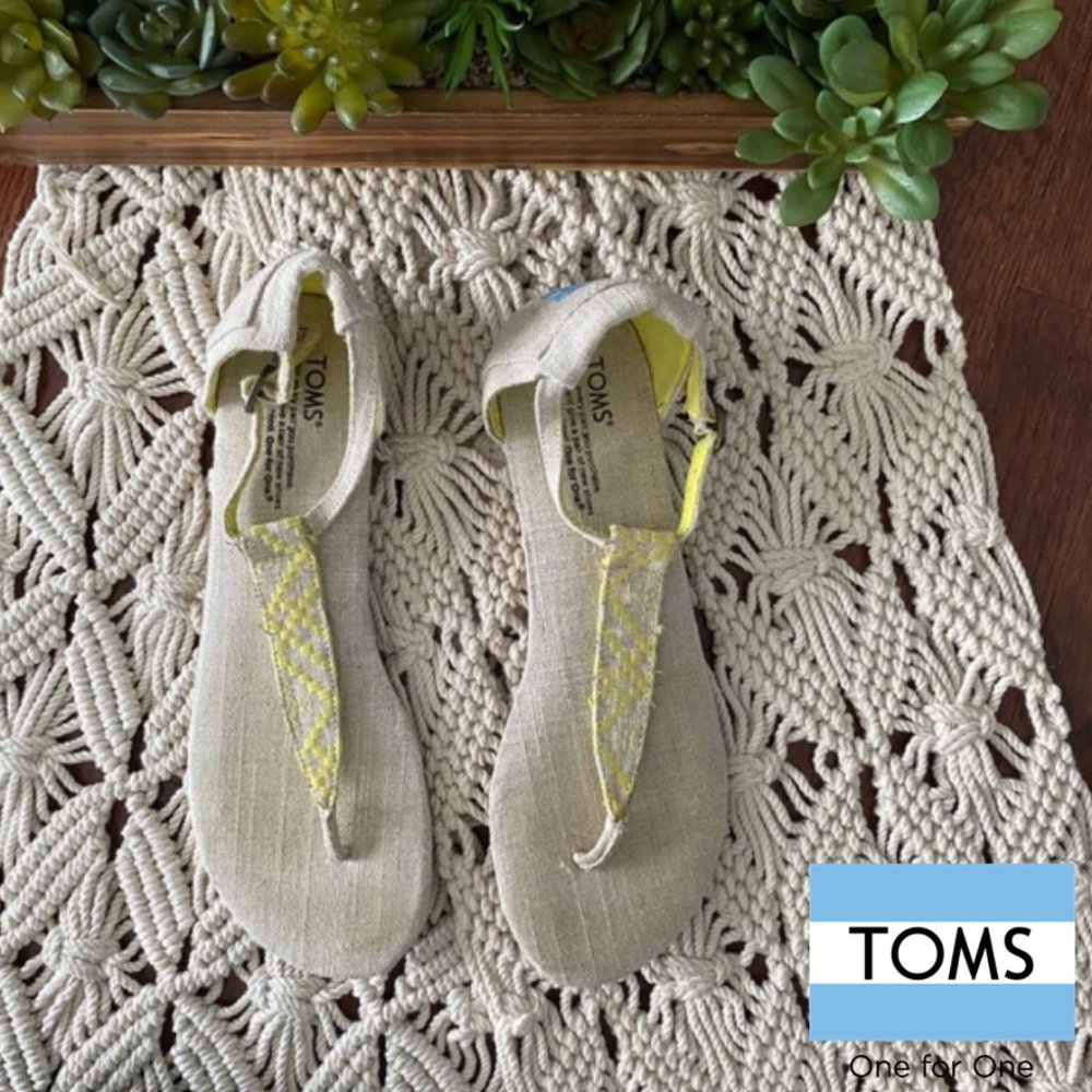 Toms | Yellow Playa Sandals • HOST PICK